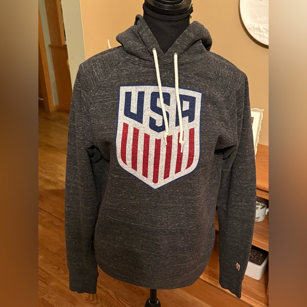 HOMAGE USA Shield Hoodie Size Medium